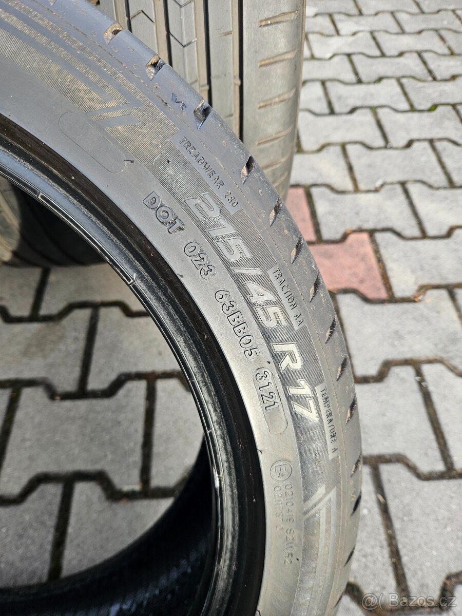 Letní pneu Vredestein 215/45/17 - 5