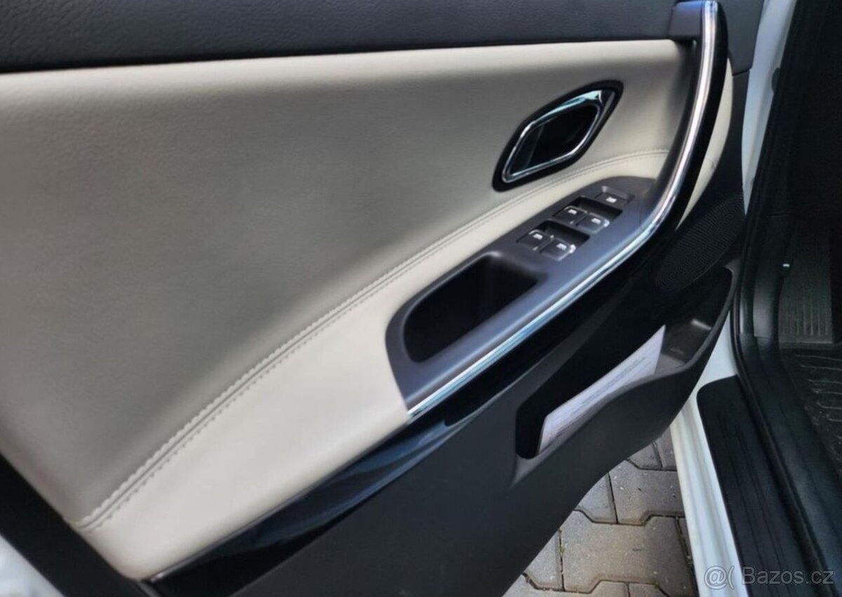 Kia Cee´d 1.6-NAVI-KAMERA-TOP VÝBAVA - 5