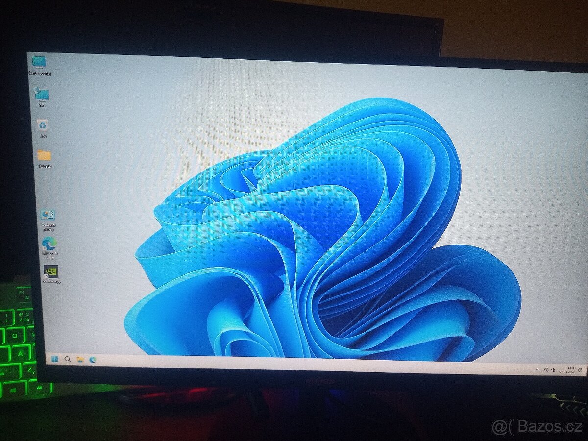 Prodám stolní PC s příslušenstvím. - 5