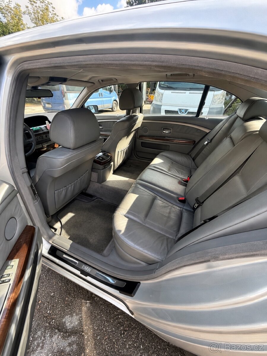 BMW 735il e66 díly - 5