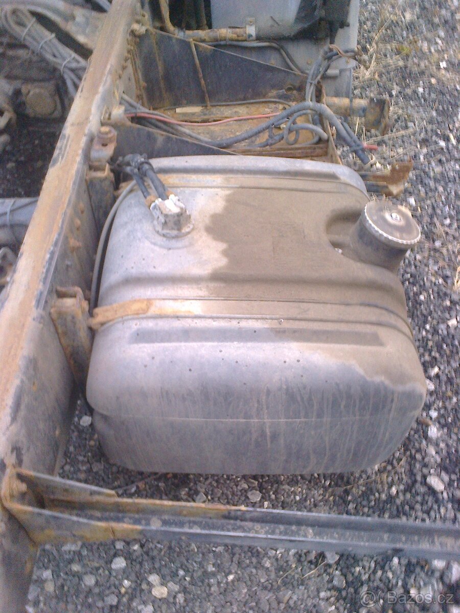 Nádrž – MAN L2000 - kompletní – 100L - PLAST - 3.995,-Kč - 5