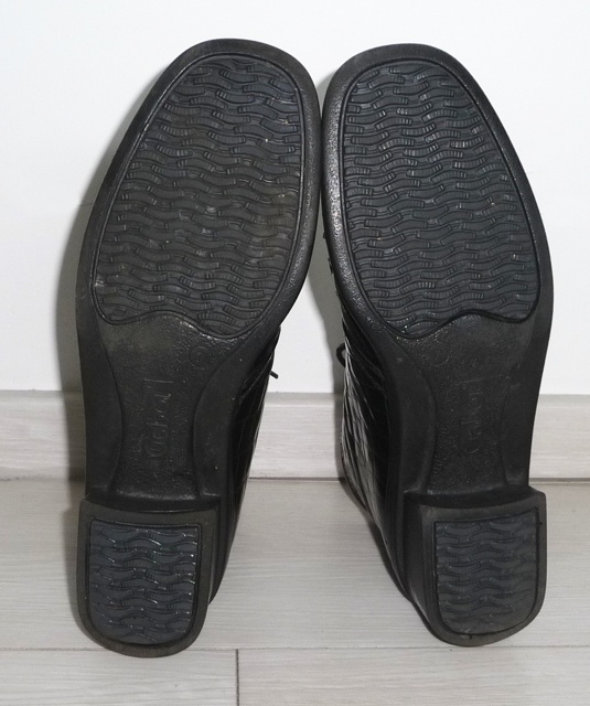 Kožené kotníkové lakované boty, vel. 41, zn. Gabor - 5