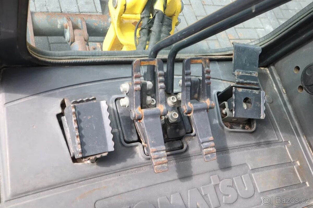 top minibagr--2017 Komatsu PC16R-3HS - 5