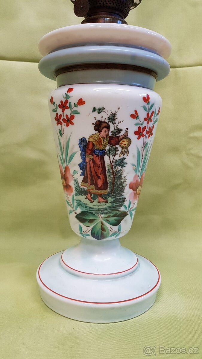 Krásná, velká starožitná petrolejová lampa - 5