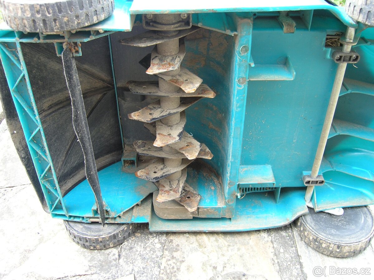 Zahradní elektrický vertikutátor ASGATEC EV 1400 - 5