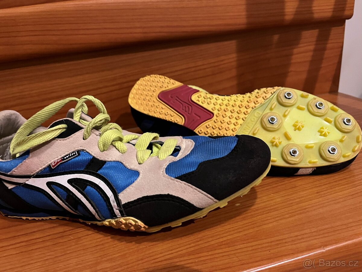 Prodám atletické tretry vel. 38 - 5