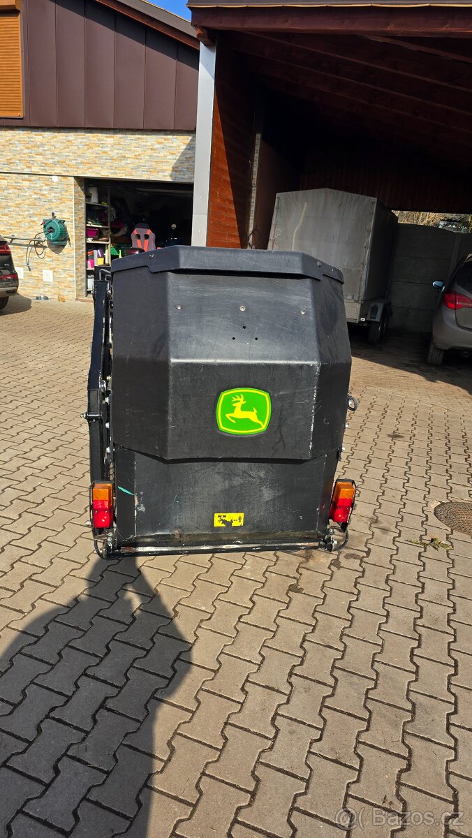 Na prodej John Derre x950r - 5