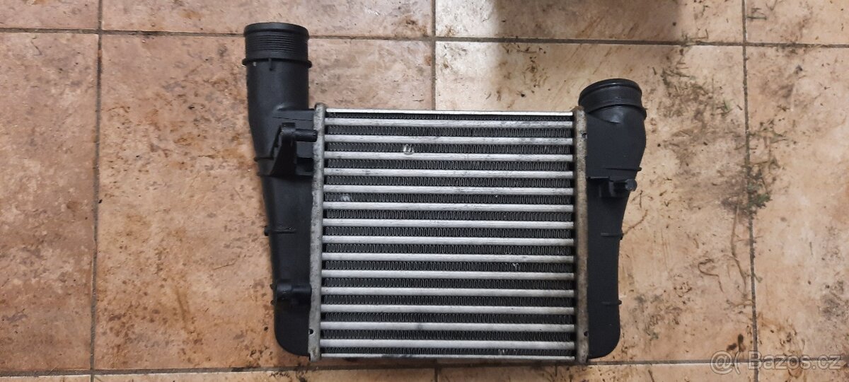 Intercooler audi a4 8e 2.0tdi mezichladic cooler - 5