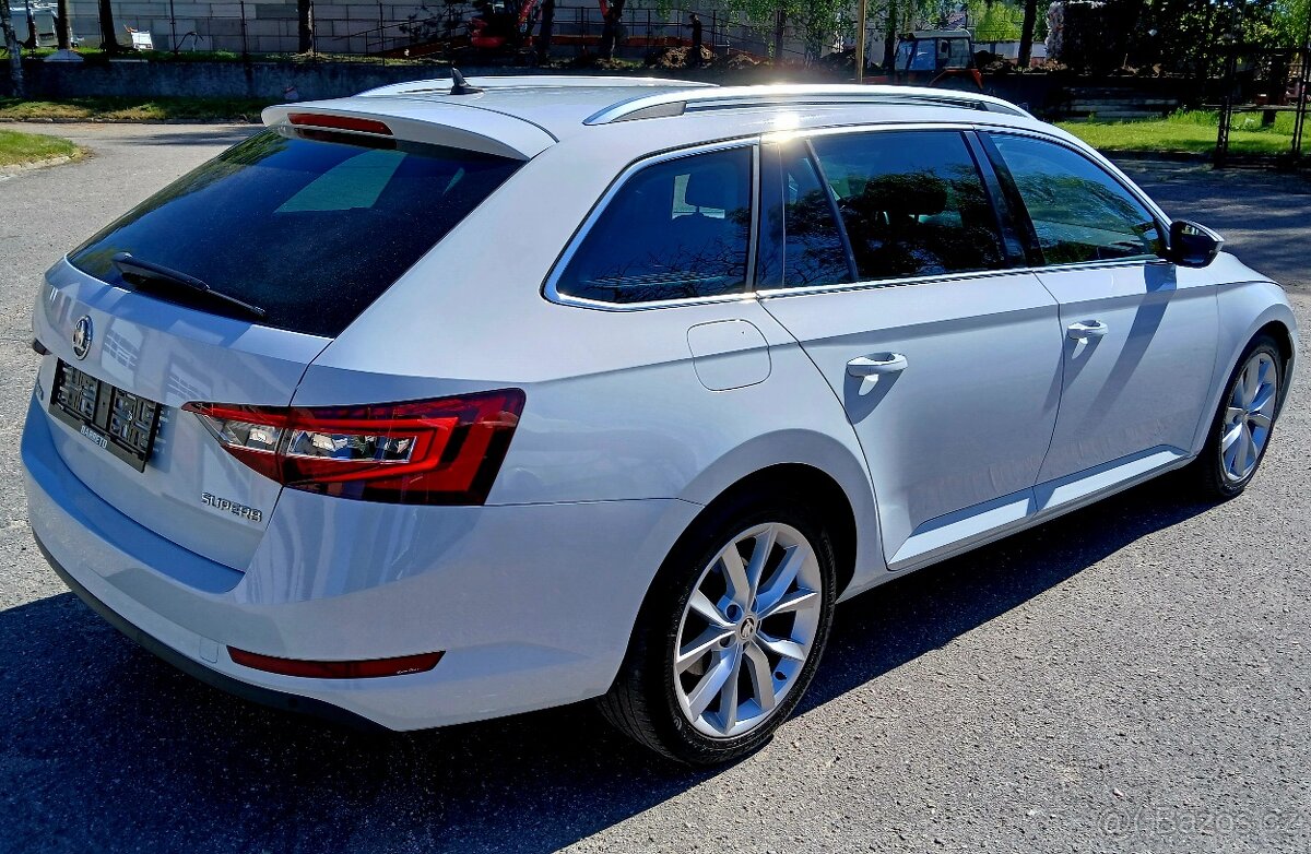 Superb 2.0 Tdi DSG Style - 5