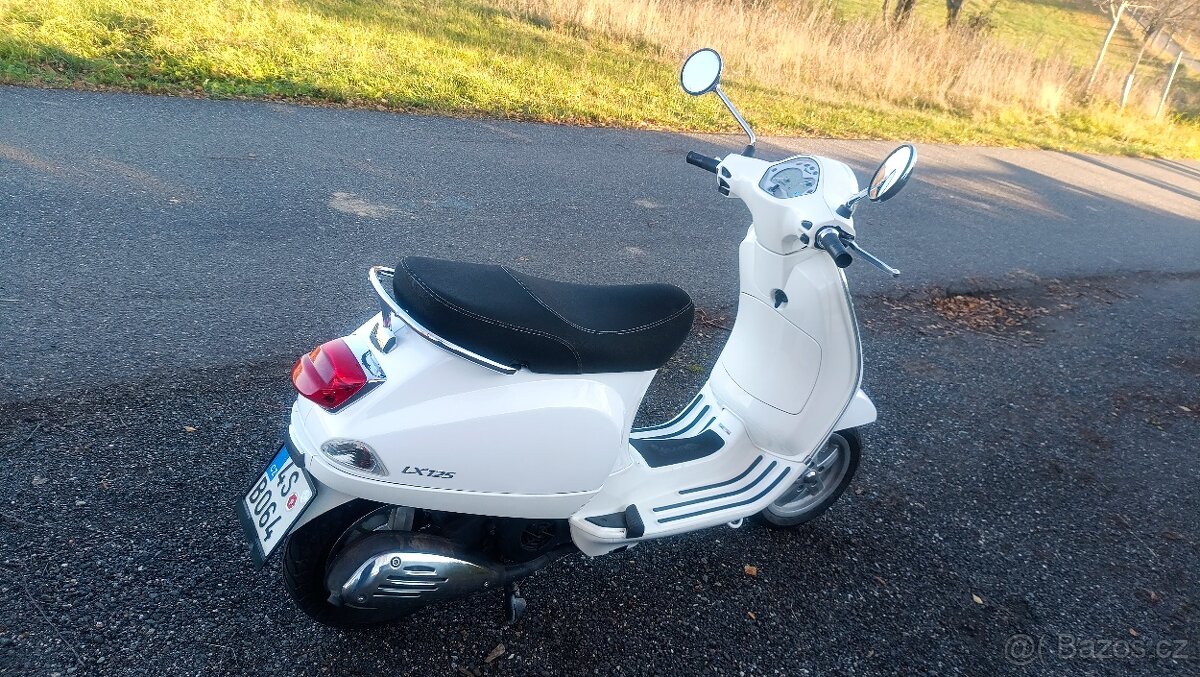 Piaggio Vespa LX 125 i.e - 5