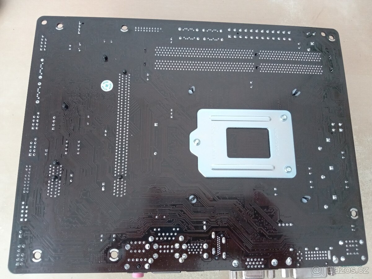 ASRock H81M-HDS - Core i3-4170, 8GB RAM - 5