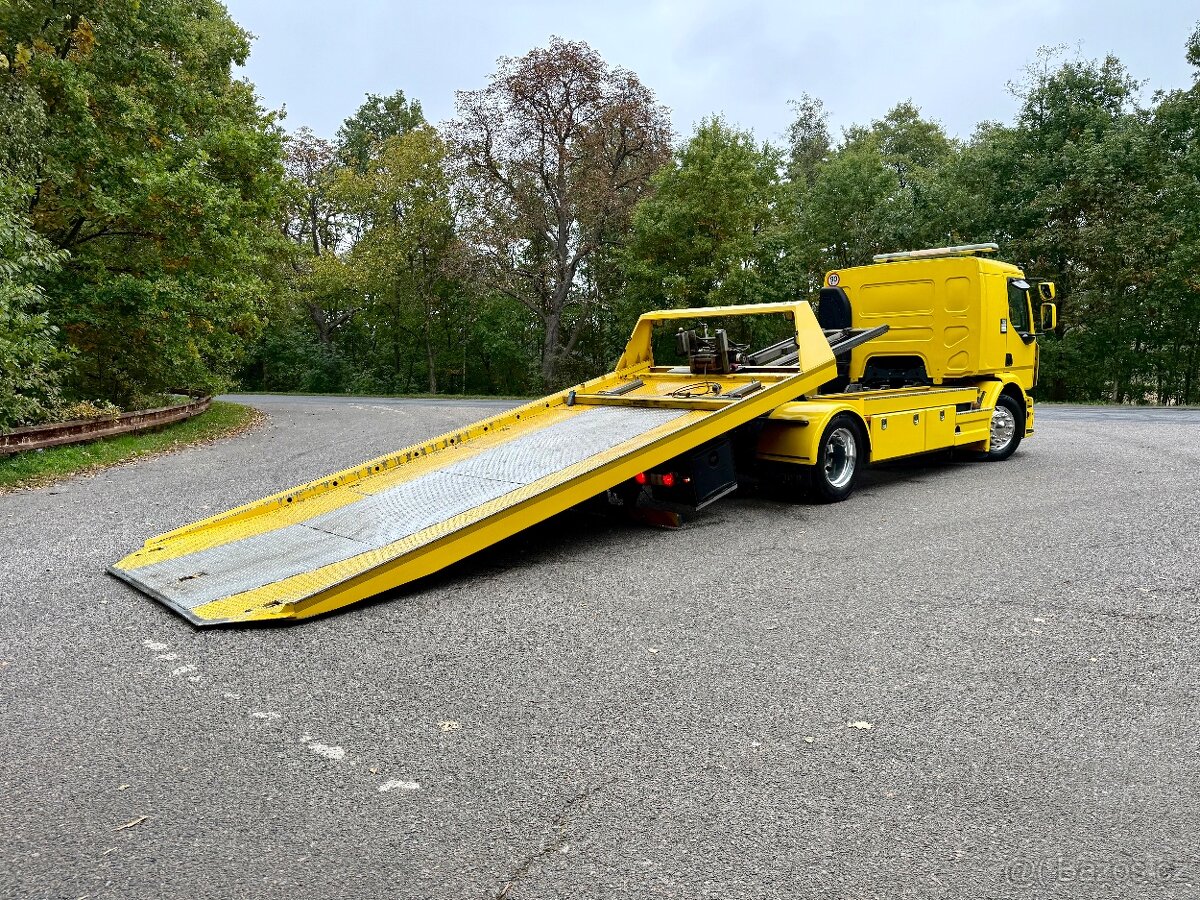 Odtahový vůz Renault D-Wide