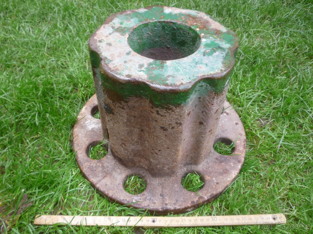 Prodám nějaký těžký nosník do zadních šavlí hydraul. traktor - 5