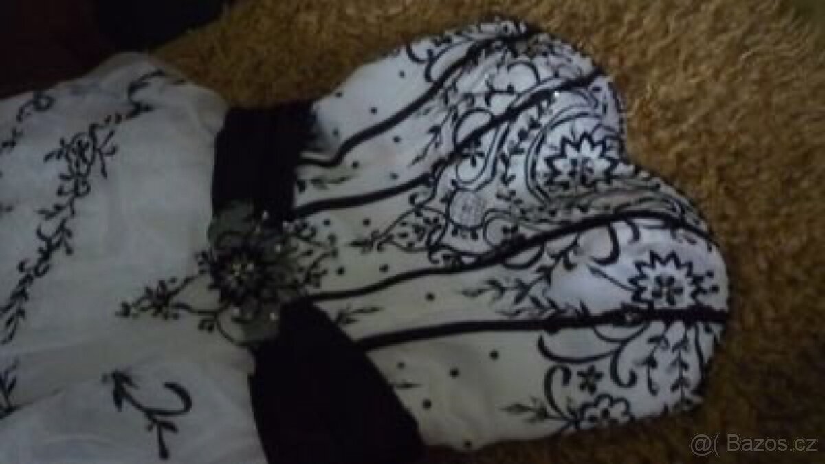 Šaty - plesové, svatební, maturitní - k půjčení - 5