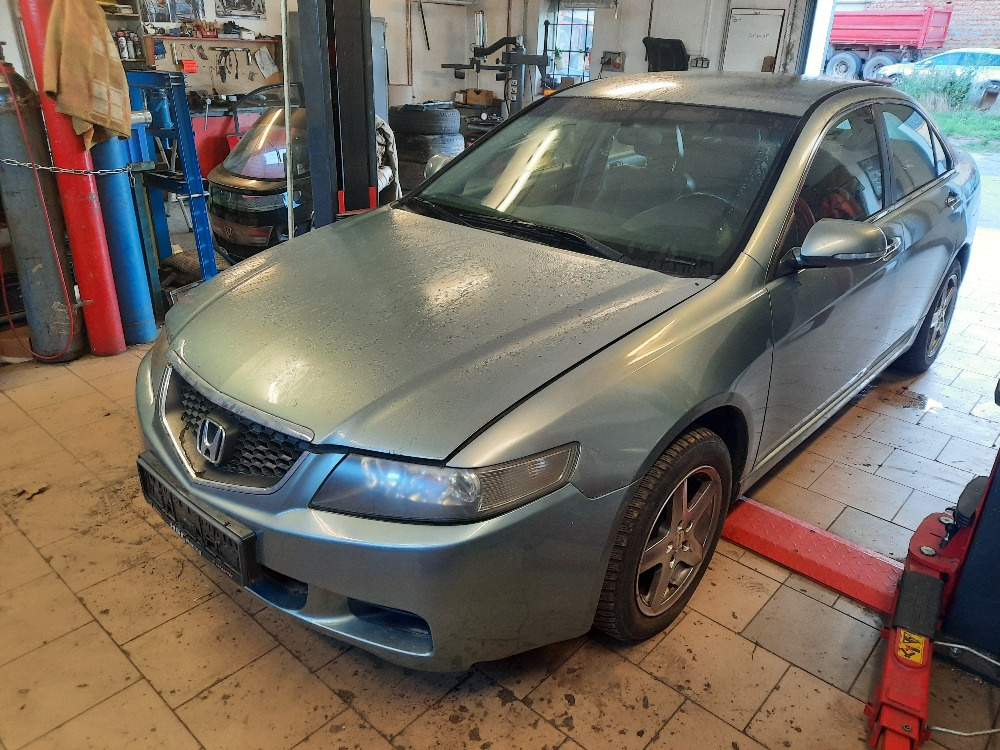 Náhradní díly Honda Accord 7G Sedan - 5