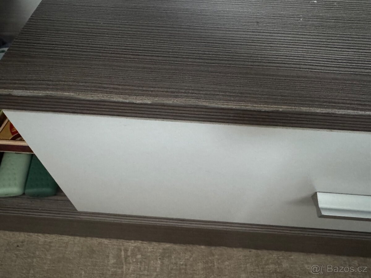 Konferenční stolek - 5