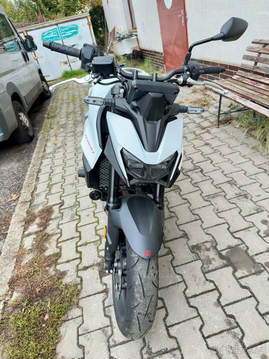 Honda cb 750 Hornet - 5