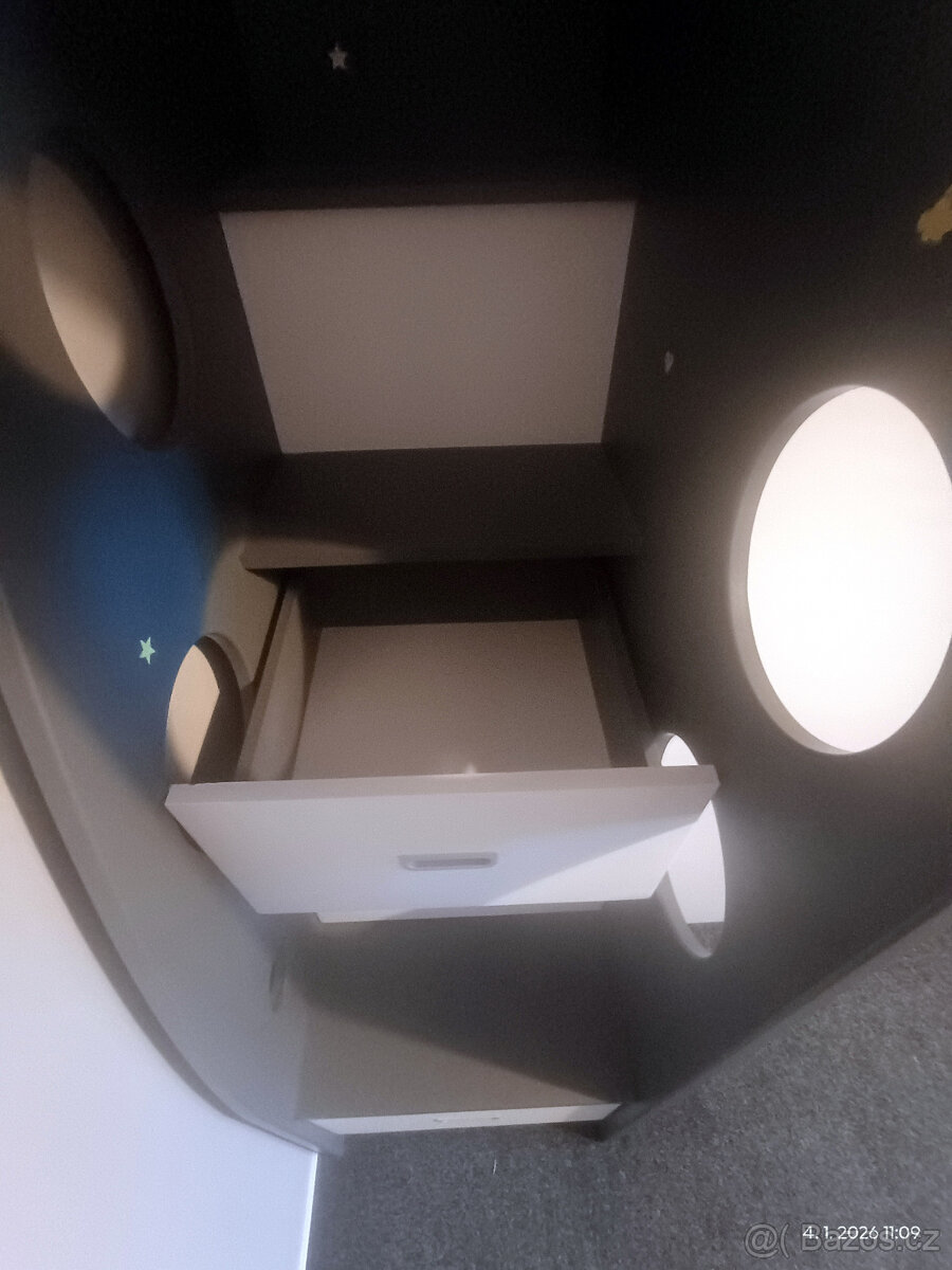 Patrová postel s psacím stolem a skříní - 5