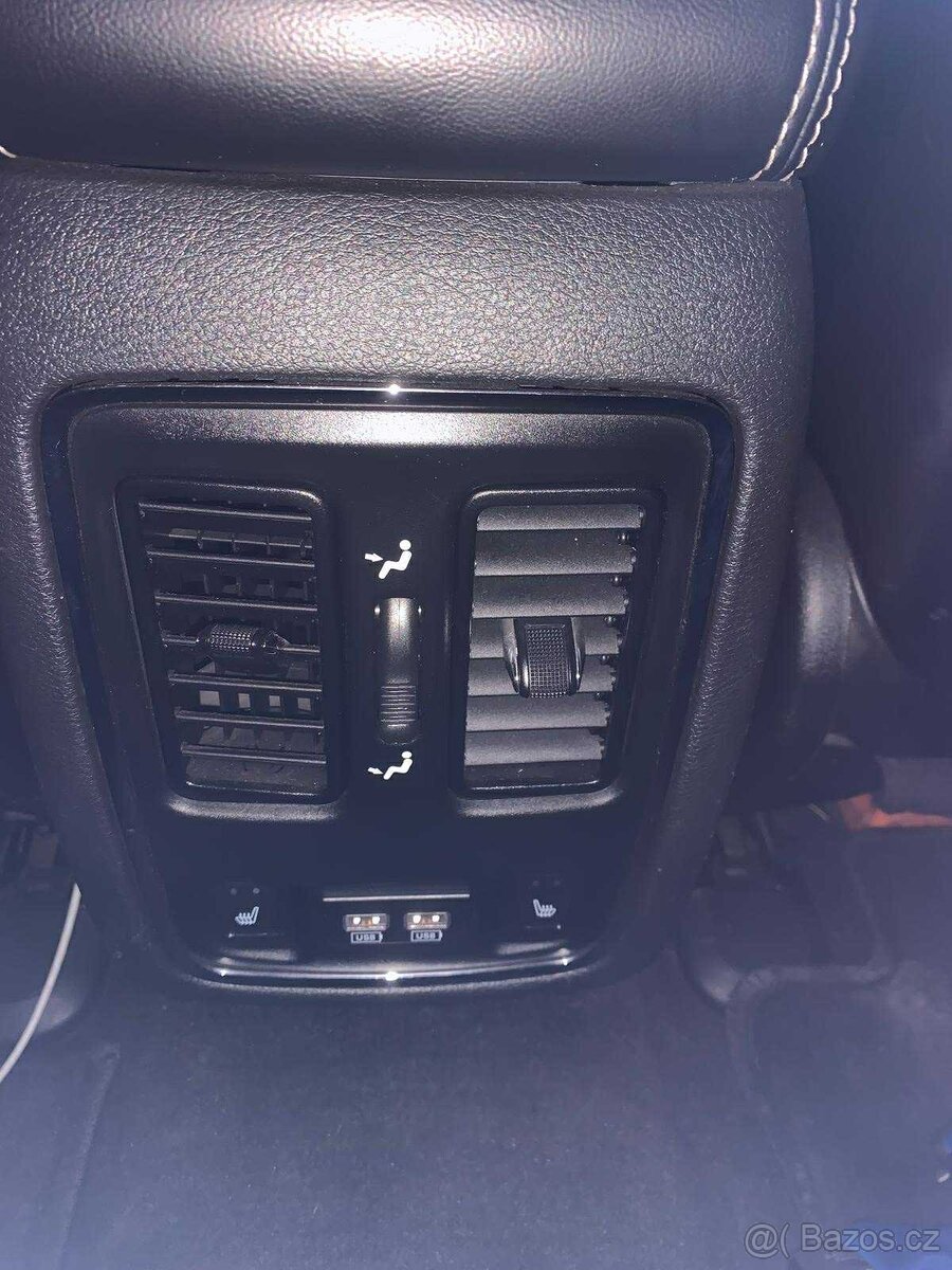 JEEP Grand Cherokee Combi 3,0 TDi - 5