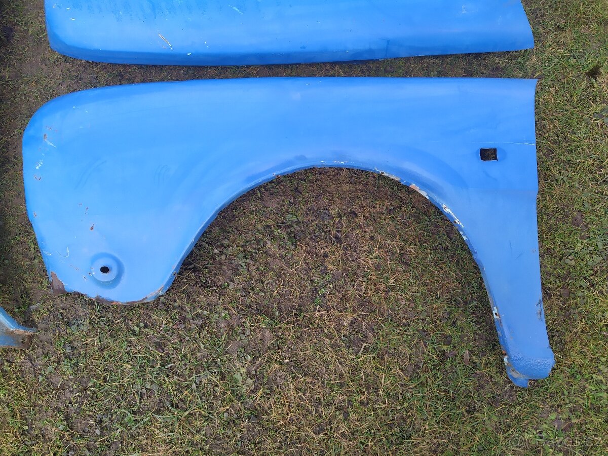 Přední čelo a blatníky Škoda 100 - 5