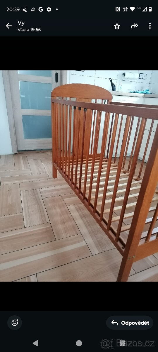 Dřevěná dětská postýlka - 5