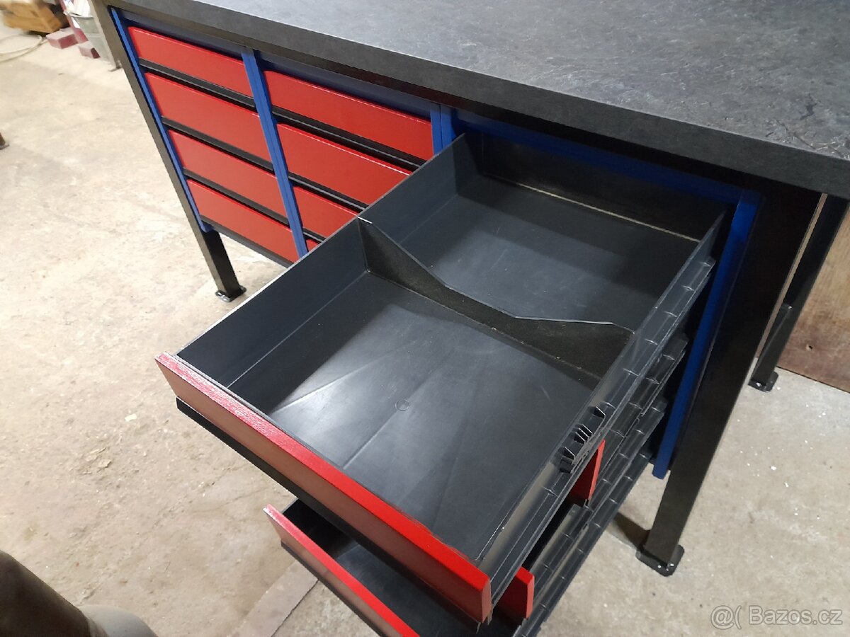 Pracovní stůl - 5