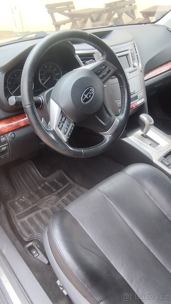 2012 Subaru Outback 3.6R - 5