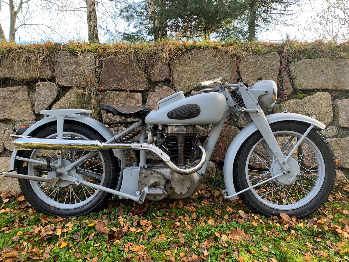 Victoria KR35 Pionier - 5