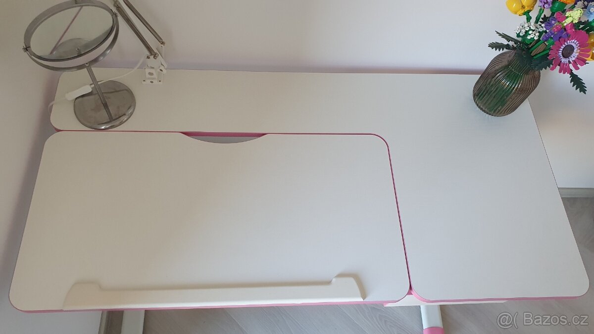 Dětský psací stůl - nastavitelná výška - 5