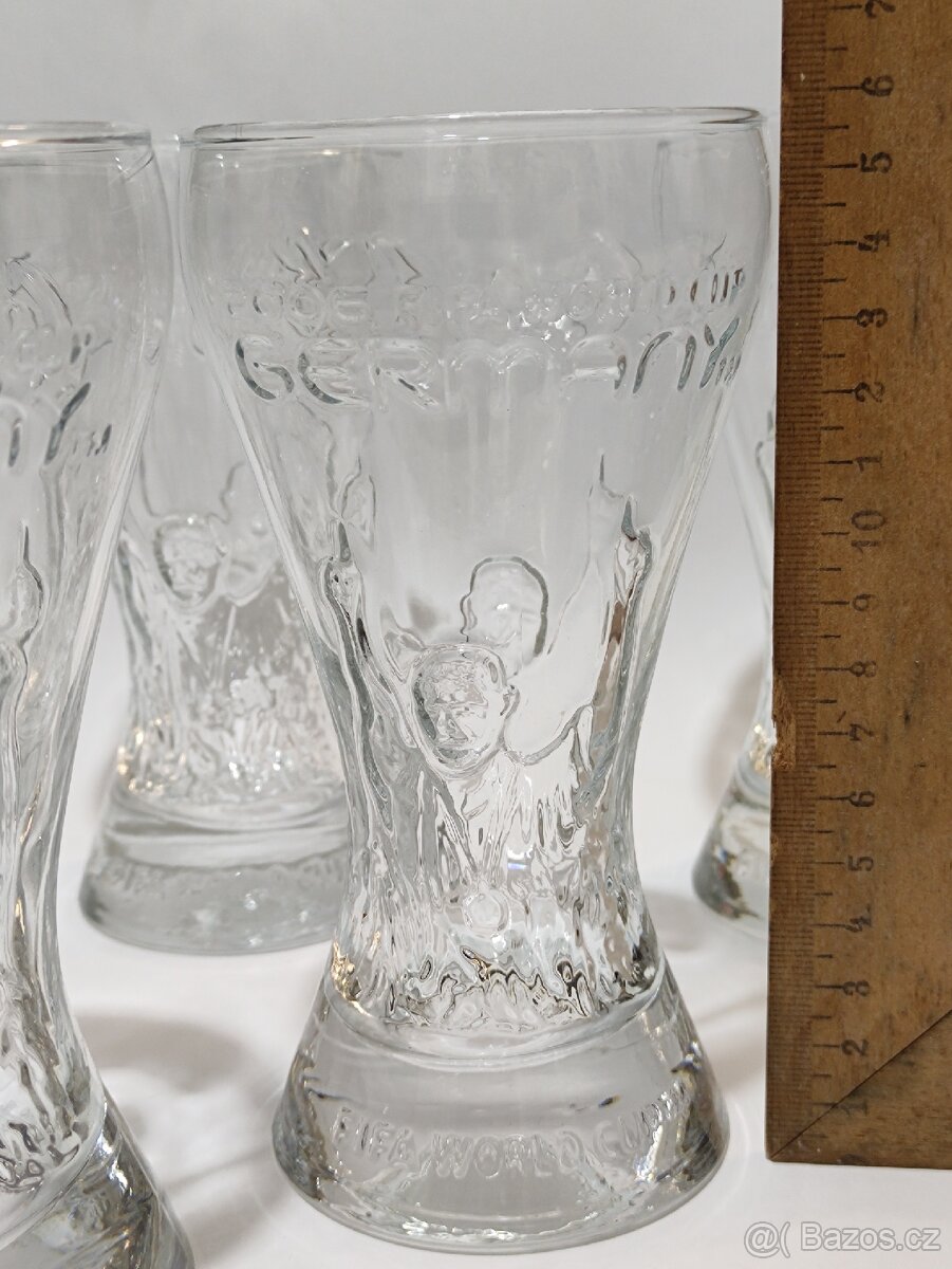 Coca Cola, fotbalové sklenice 2006, 100.-/ks, pošta 69.- - 5