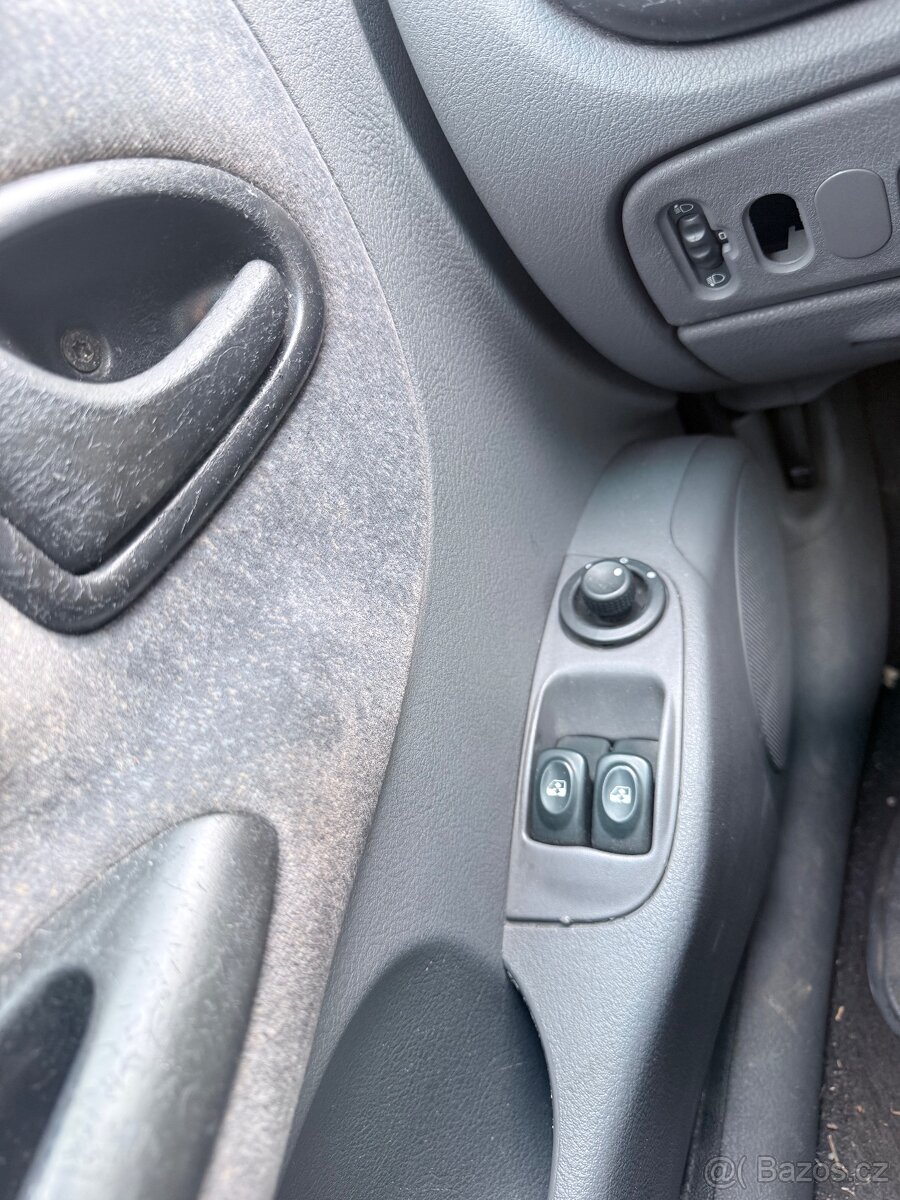 Renault Megan 1.9 diesel 2001 - 5