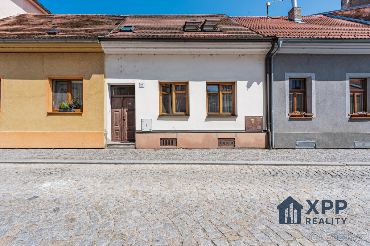 Prodej rodinného domu 132 m², pozemek 122 m² - 5