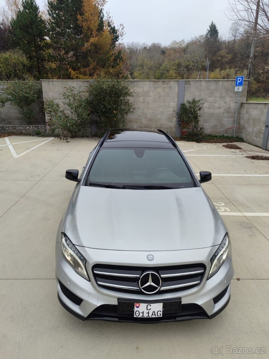 MERCEDES-BENZ GLA 220 d 4MATIC AMG - 5