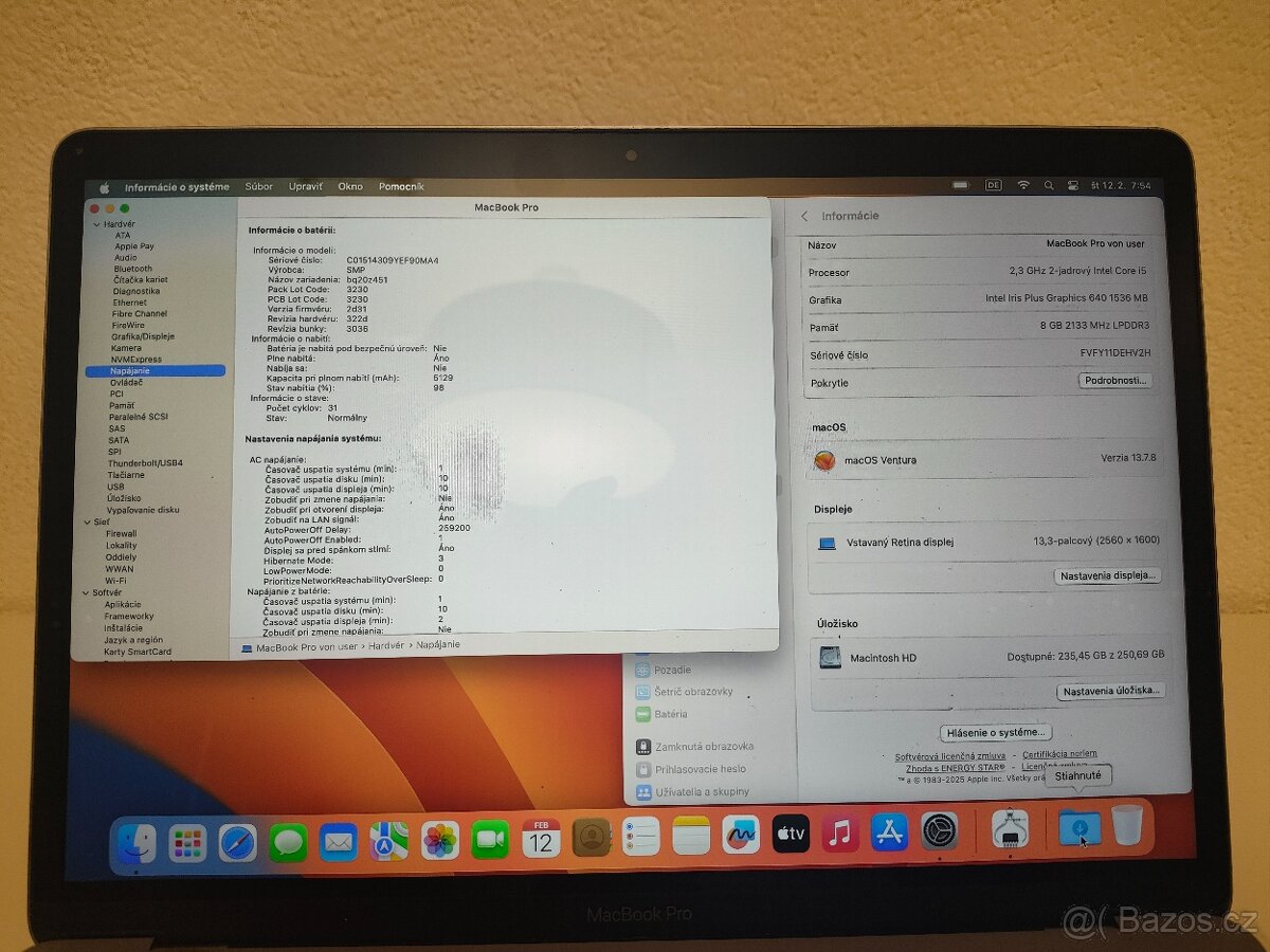 MacBook Pro 2017 | i5 • 8GB • 256GB SSD - 5
