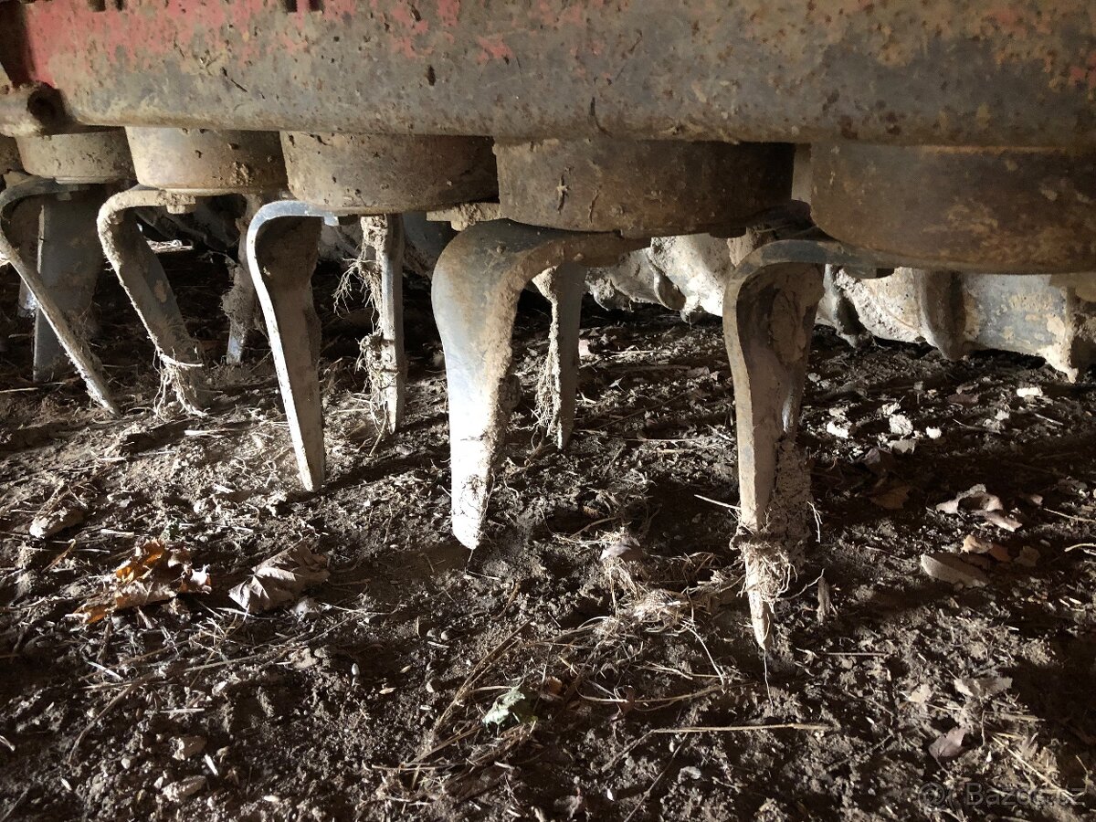 SECÍ STROJ KVERNELAND ACCORD DA-S 4m - 5