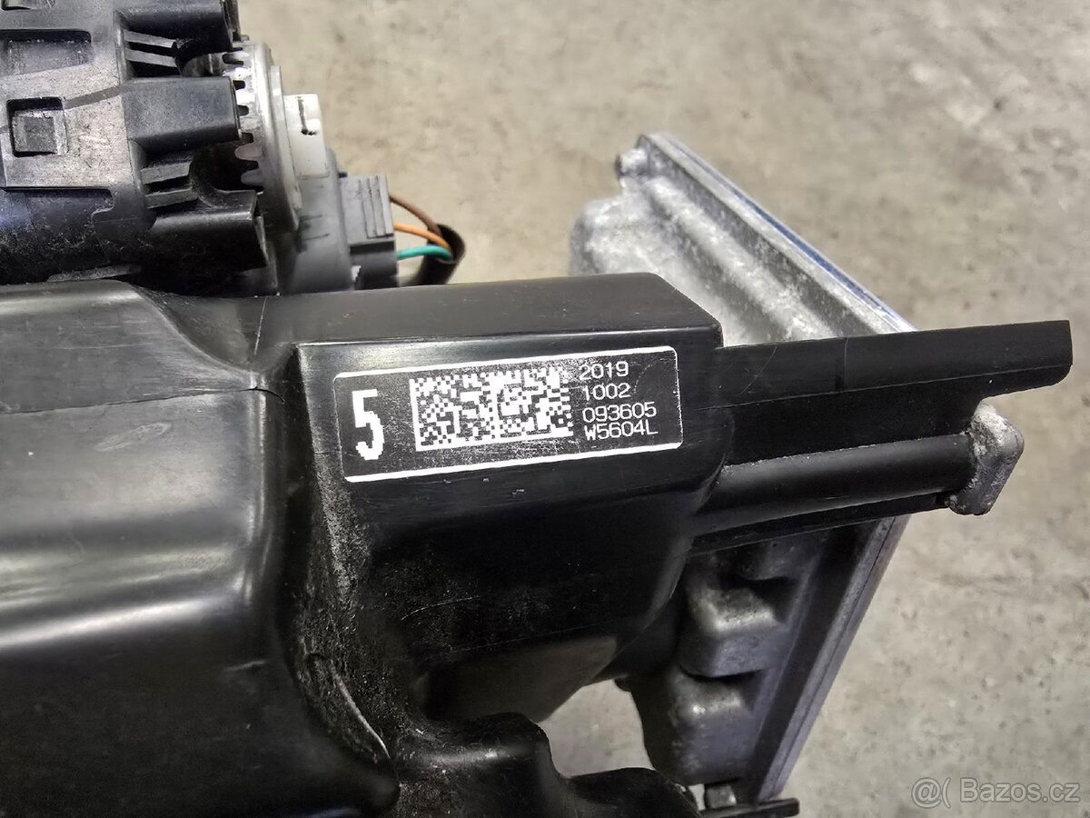 Mazda cx-30 levé světlo - 5