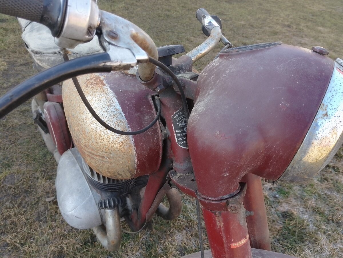 Jawa 350 pérák - 5