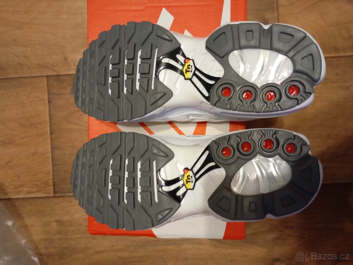 Nike Air Max plus bílé - 5