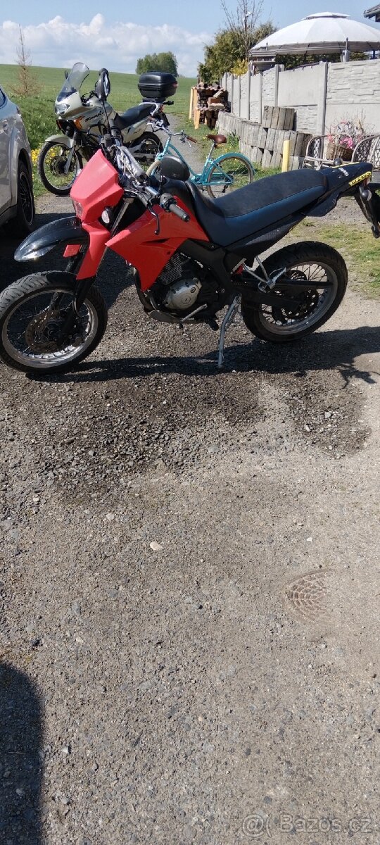 Yamaha 125 XT