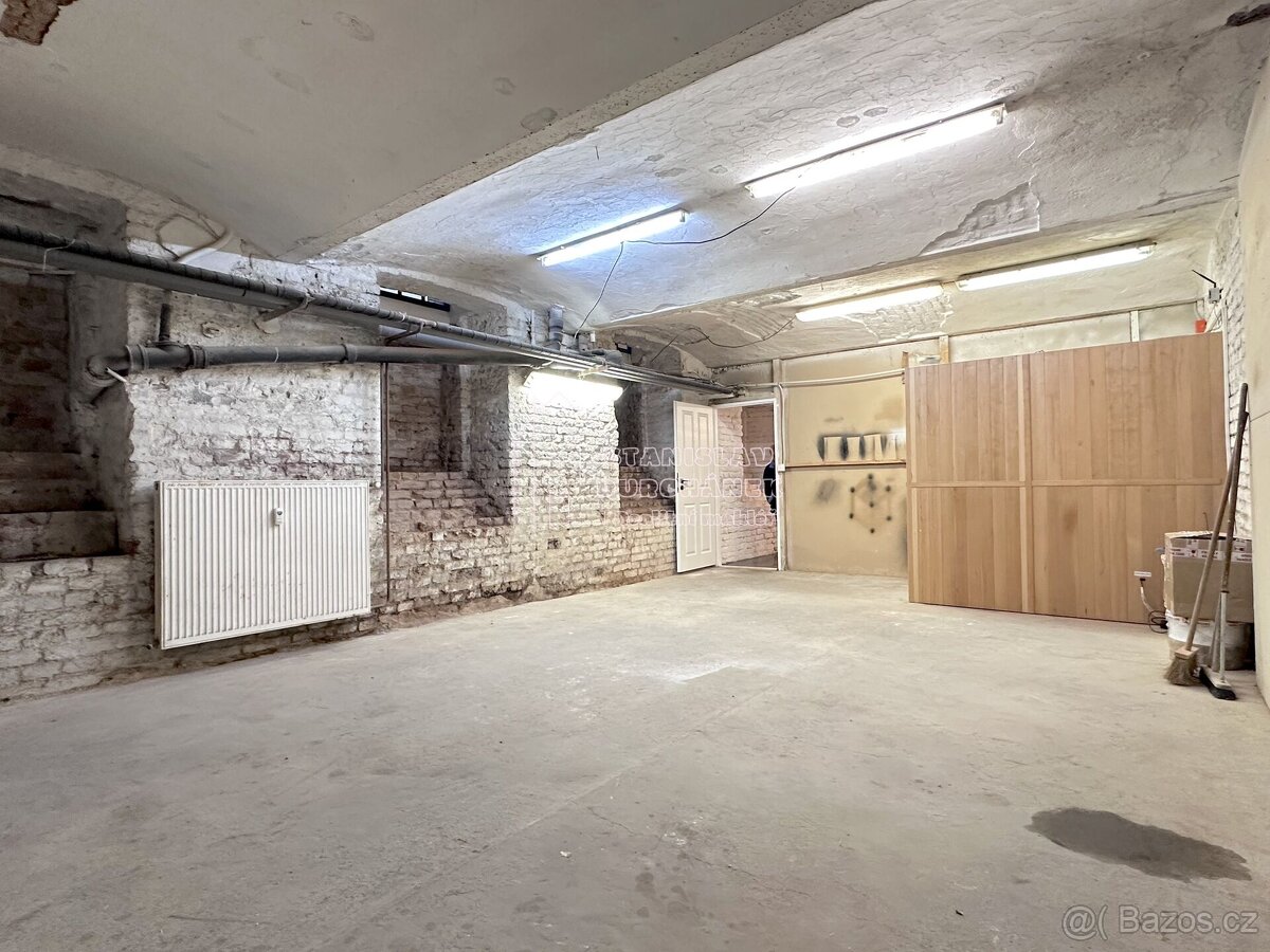 Pronájem dílny, ateliéru apod., 89 m2, Praha 8-Karlín, ul. P - 5