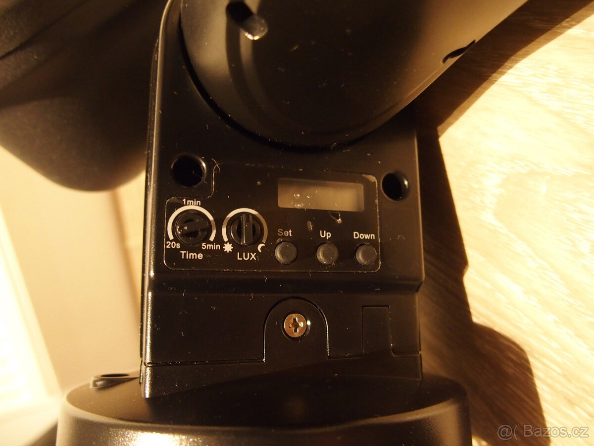 Elro C944 Světlo s barevnou kamerou, SD karta - 5