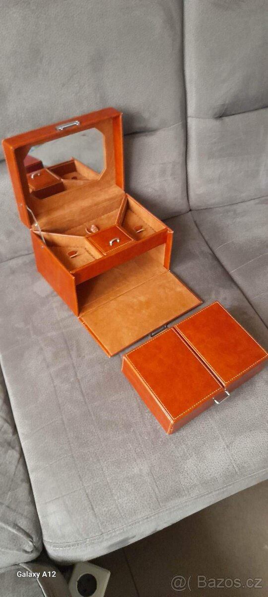 Šperkovnice hnědá kůže. - 5