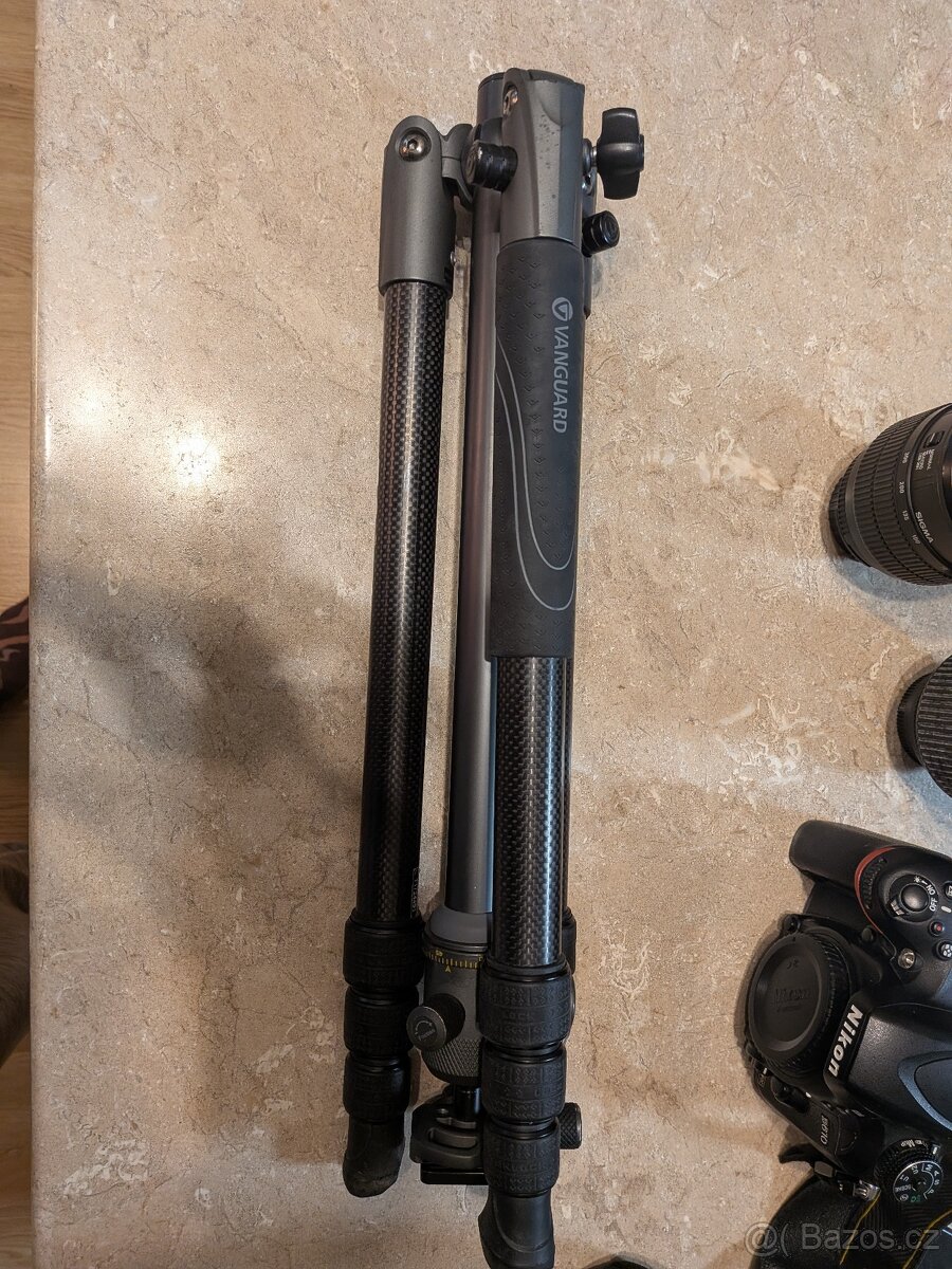 Nikon 610 + 2 objektivy a příslušenství - 5