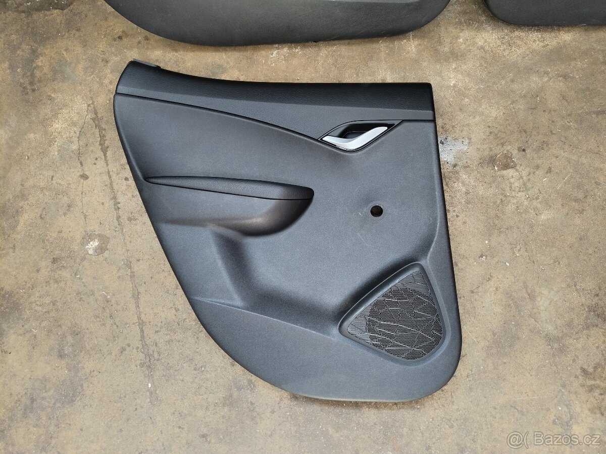 Tapeci Hyundai ix20 - 5