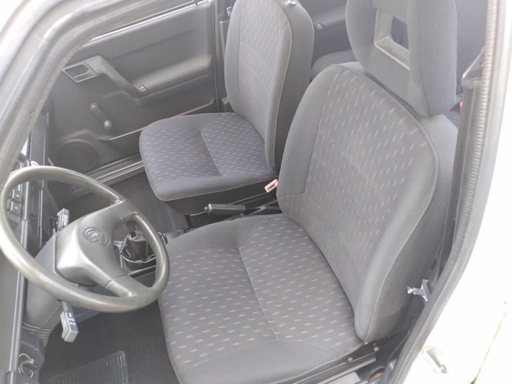 ŠKODA FAVORIT 135 - 5