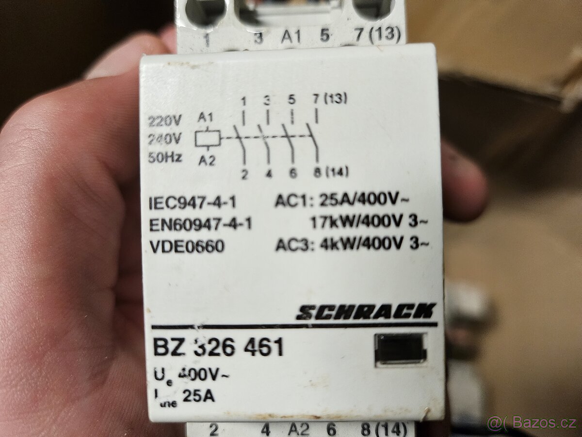 Pojistky jističe trafa prostě vše - 5