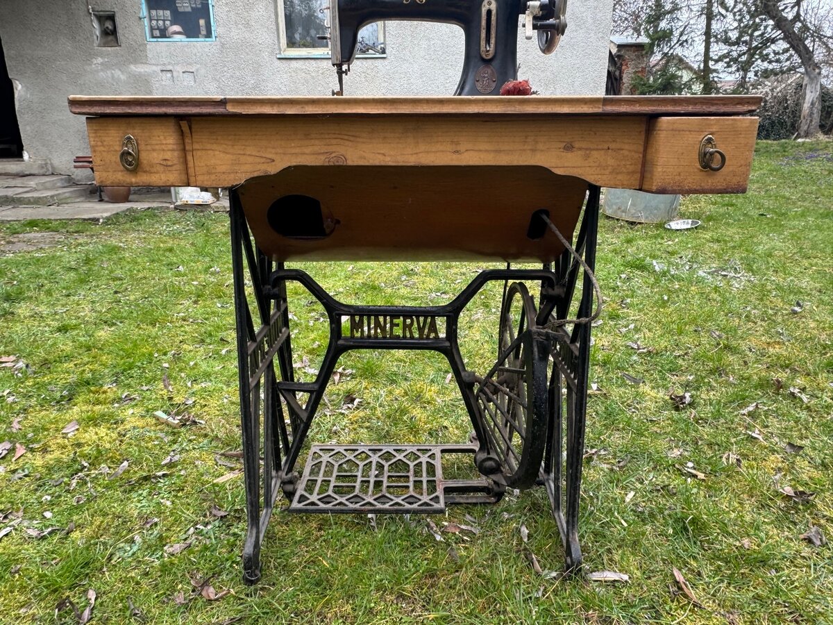 Šicí stroj Minerva - 5