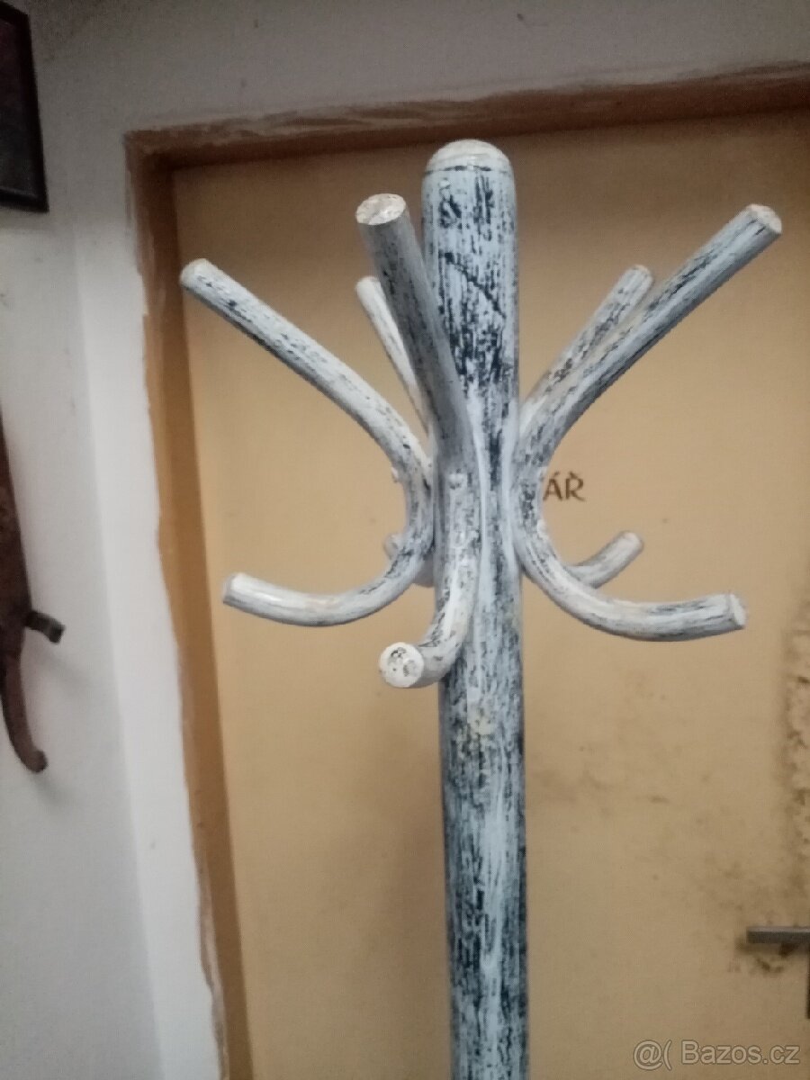 Starožitný věšák Provance - 5