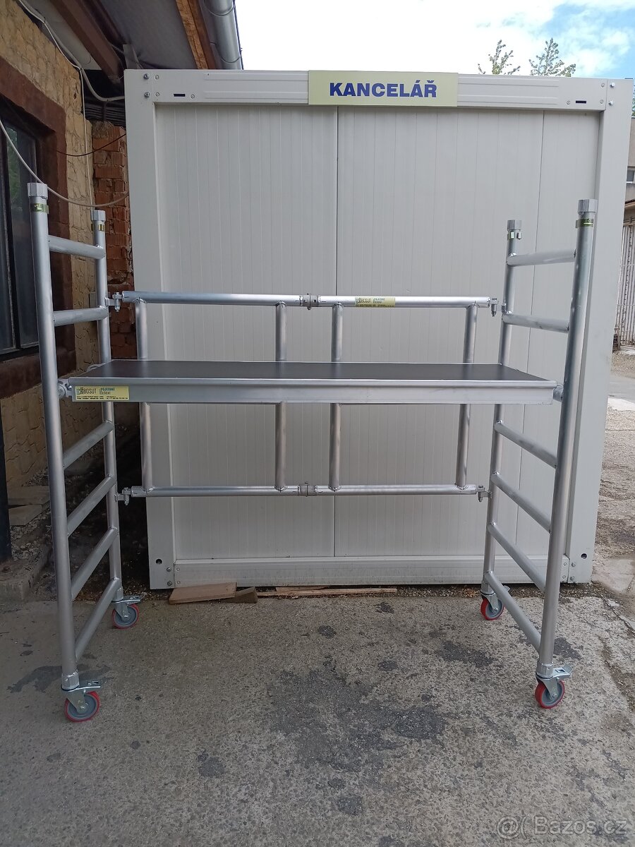 Pojízdné interiérové lešení - skládací rám - 5