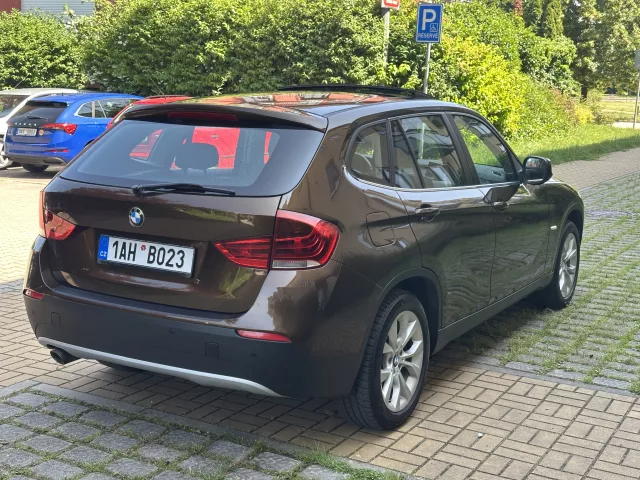 BMW X1 E84 23d 150kW Bi-Xenony/Panorama/4x4 xDrive/Navigace - 5